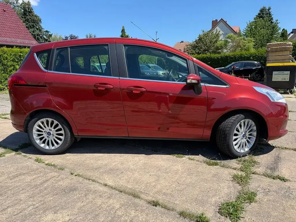 Gebraucht Ford B-MAX Titanium 105 PS (77 kW) 2015 Rot Van / Kleinbus