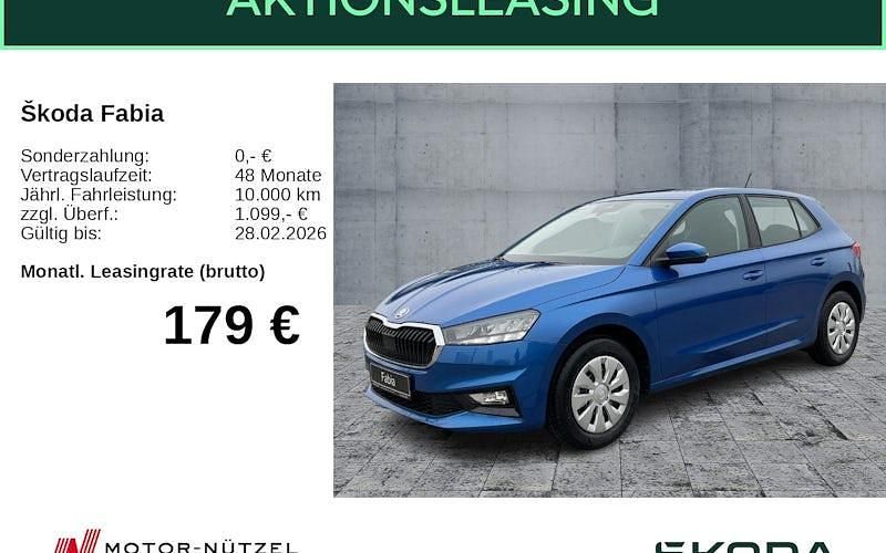 Neu Skoda Fabia Essence 95 PS (69 kW) 2025 Blau Limousine