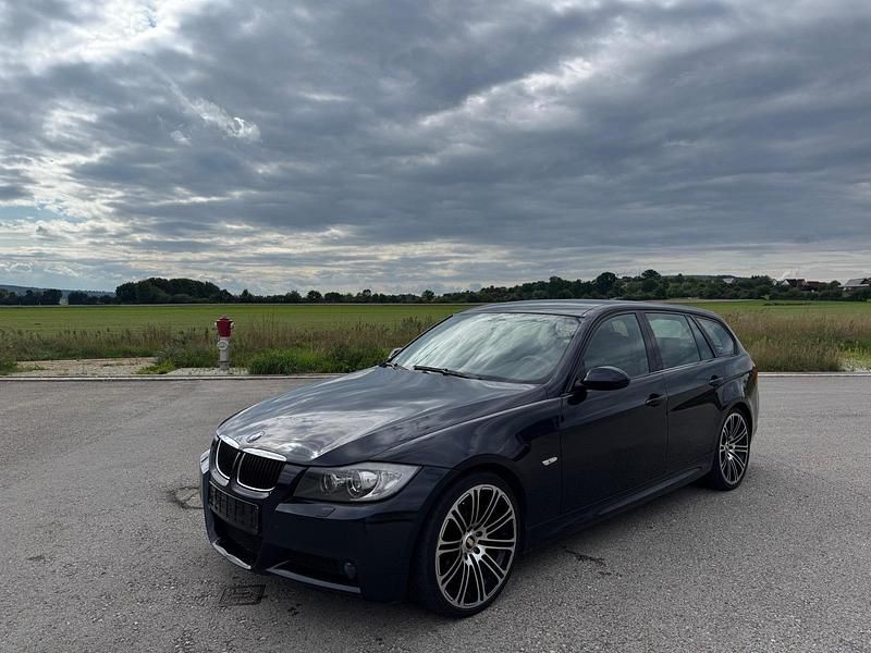 Andere farben Gebraucht 2008 BMW 320 M Sport Kombi | 4.150 € (Guter Preis) - Bild 1/4
