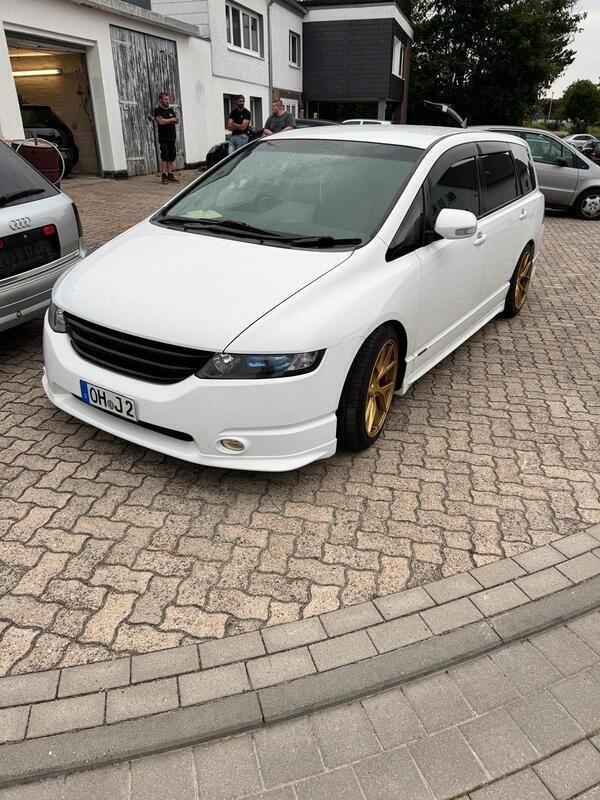 Weiß Gebraucht 2005 Honda Odyssey Van / Kleinbus | 5.499 € - Bild 1/4