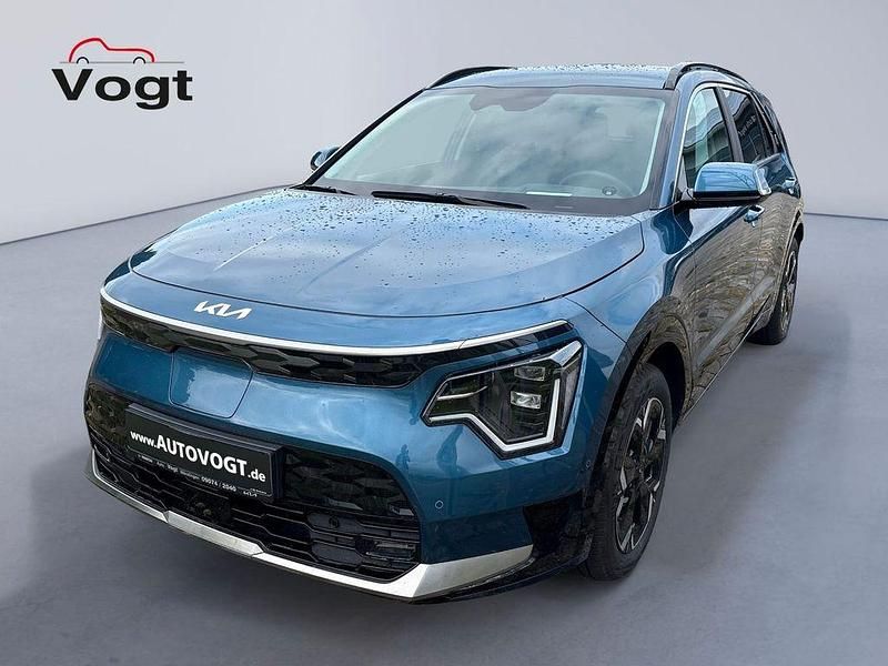 Blau Gebraucht 2023 Kia e-Niro Inspiration SUV | 29.400 € (Fairer Preis) - Bild 1/4
