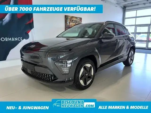 Ecotronic gray pearl Neu 2024 Hyundai Kona GO! SUV | 33.440 € (Superpreis) - Bild 1/4