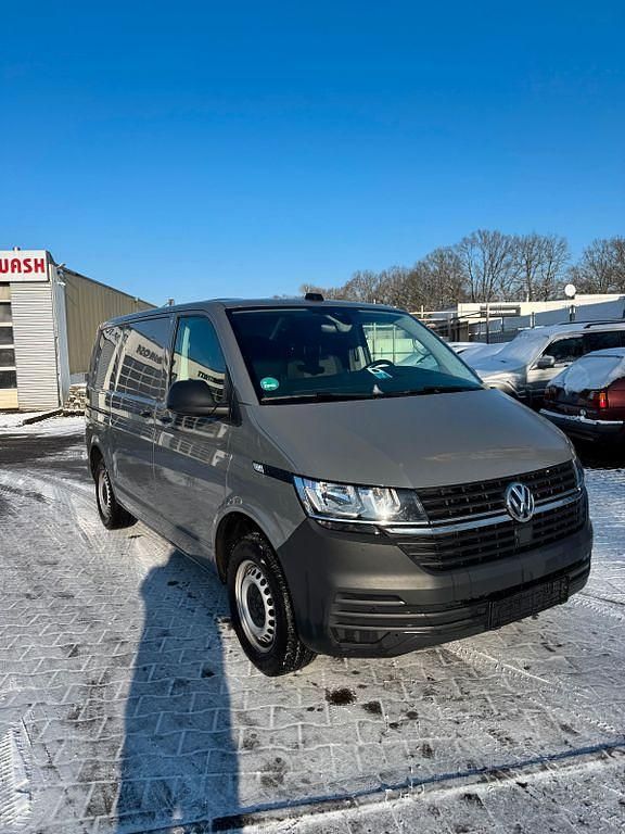 Grau Gebraucht 2021 VW Transporter Van | 18.499 € (Superpreis) - Bild 1/4