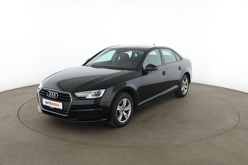 Usado Audi A4 150 CV (110 kW) 2016 Negro Berlina