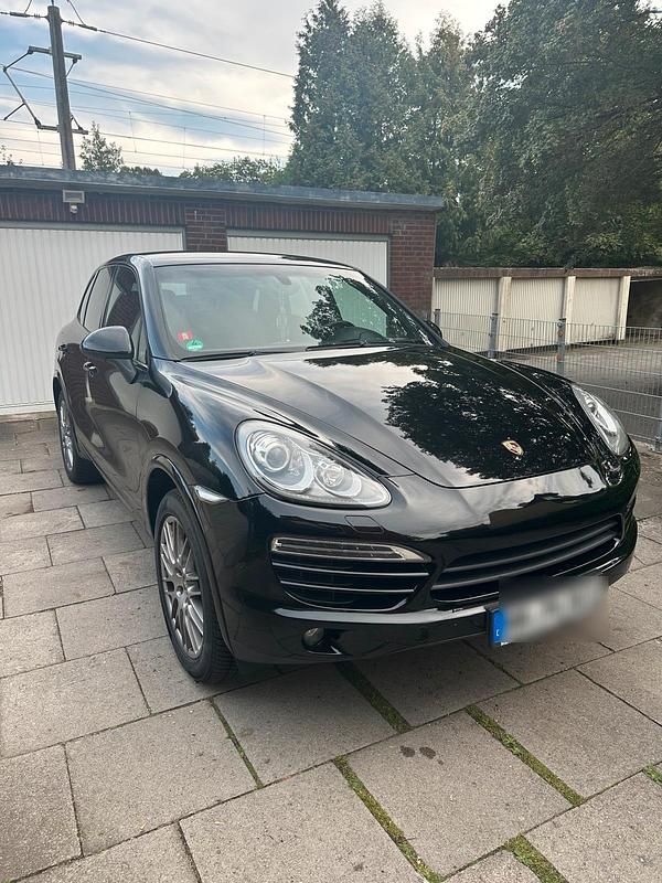 Schwarz Gebraucht 2011 Porsche Cayenne SUV | 14.700 € (Guter Preis) - Bild 1/4