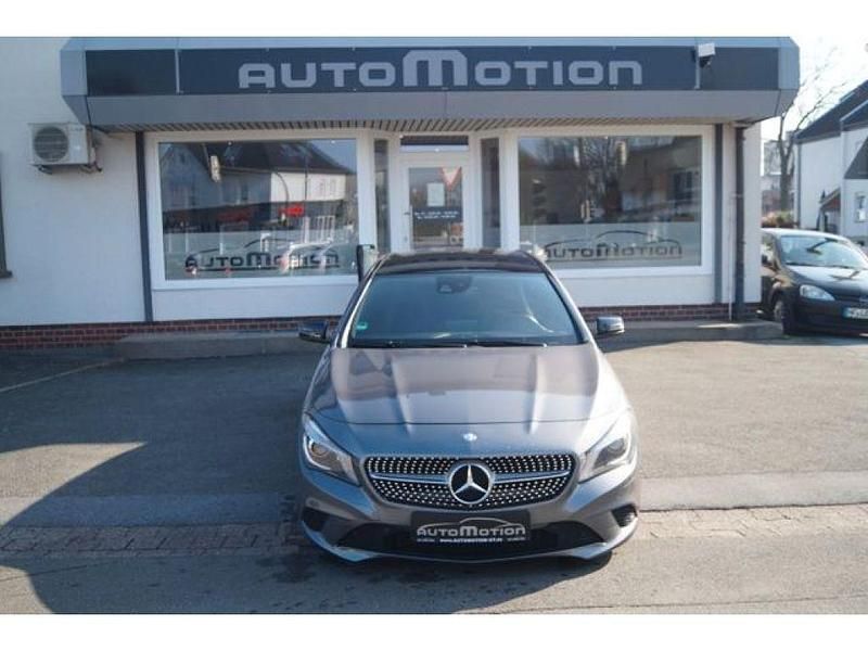 Gebraucht Mercedes CLA220 177 PS (130 kW) 2016 Mountaingrau (metallic) Limousine