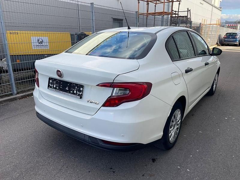 Gebraucht Fiat Tipo Pop 95 PS (69 kW) 2016 Weiß Limousine