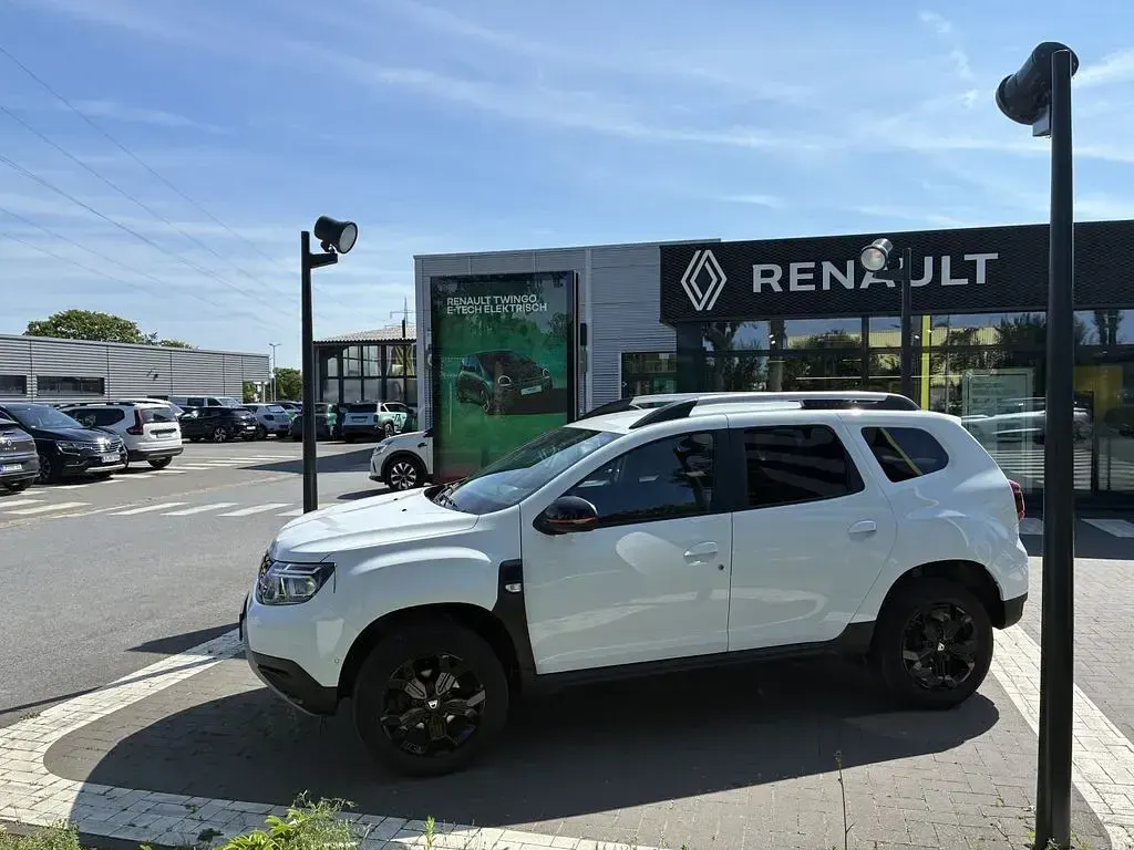 Gebraucht Dacia Duster Extreme 101 PS (74 kW) 2022 Weiß SUV