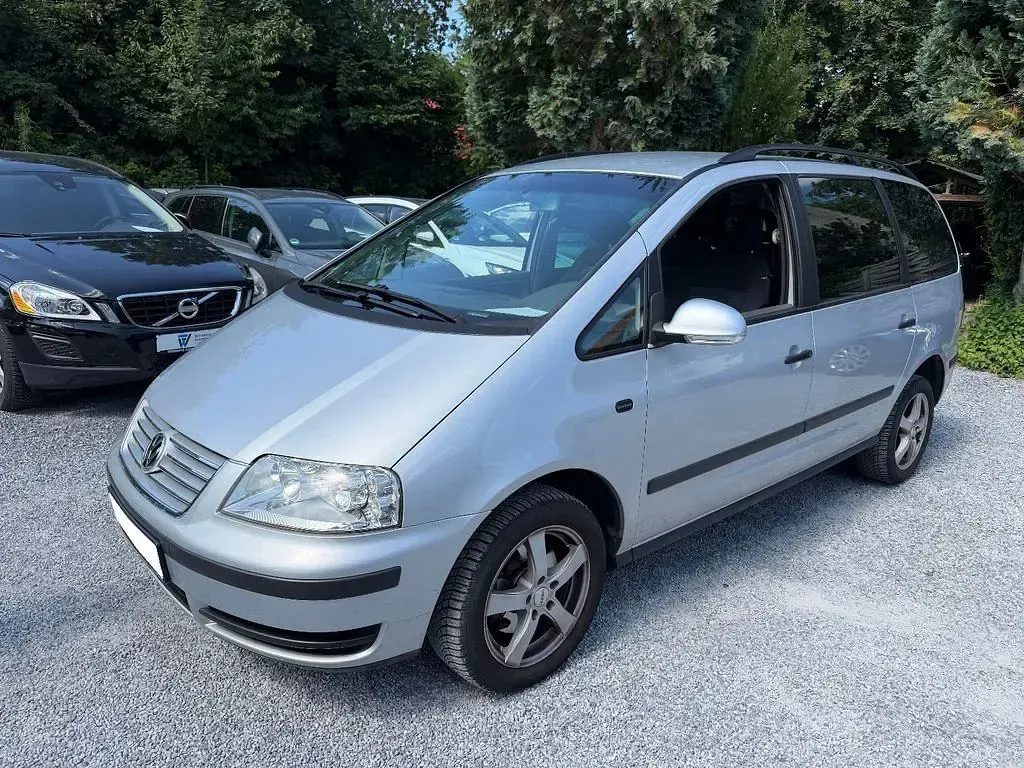Gebraucht VW Sharan Trendline 116 PS (85 kW) 2008 Silber Van / Kleinbus