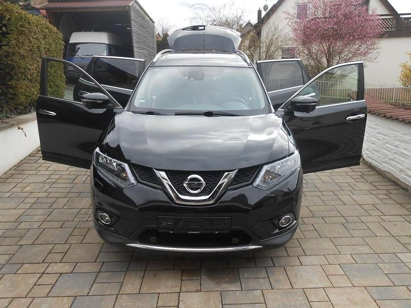 Gebraucht Nissan X-Trail Acenta 177 PS (130 kW) 2017 Schwarz SUV