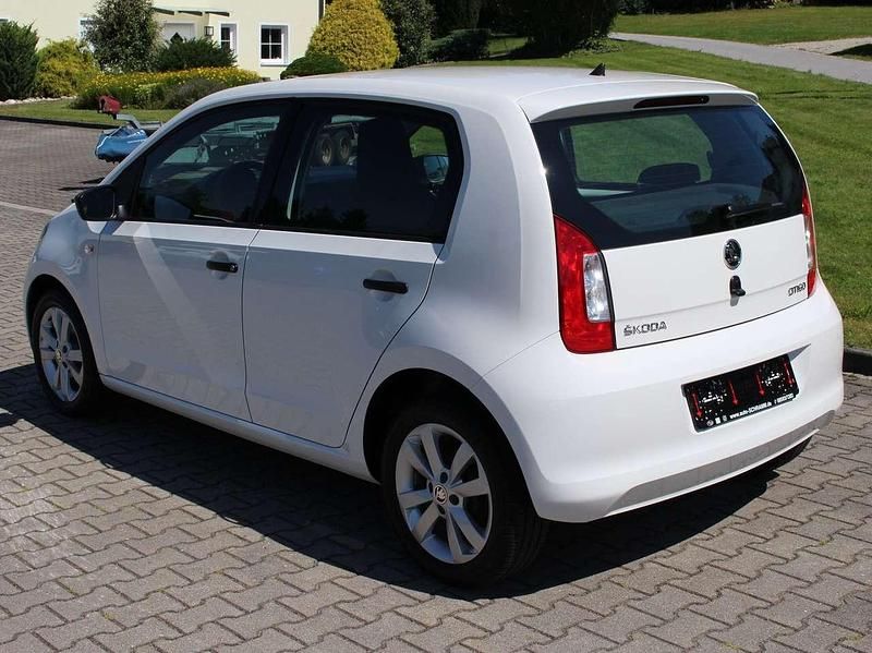 Gebraucht Skoda Citigo Active 75 PS (55 kW) 2019 Candyweiss Kleinwagen