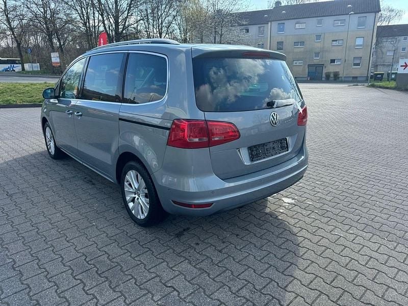 Gebraucht VW Sharan Comfortline 150 PS (110 kW) 2013 Silber Van / Kleinbus