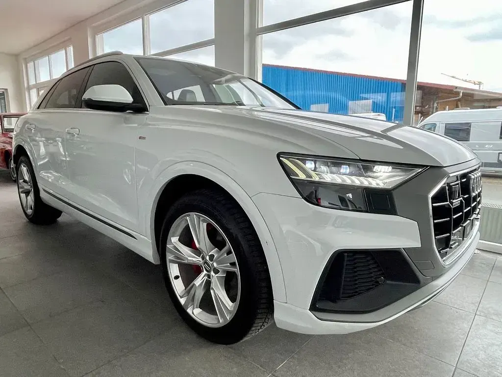 Gebraucht Audi Q8 S-Line 330 PS (242 kW) 2019 Weiß SUV