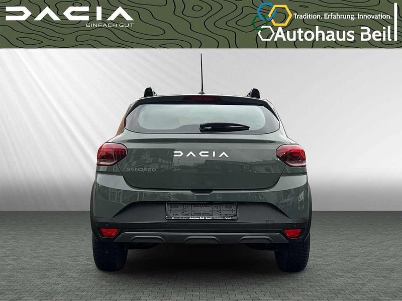 Gebraucht Dacia Sandero Expression 101 PS (74 kW) 2023 Andere farbe Kleinwagen