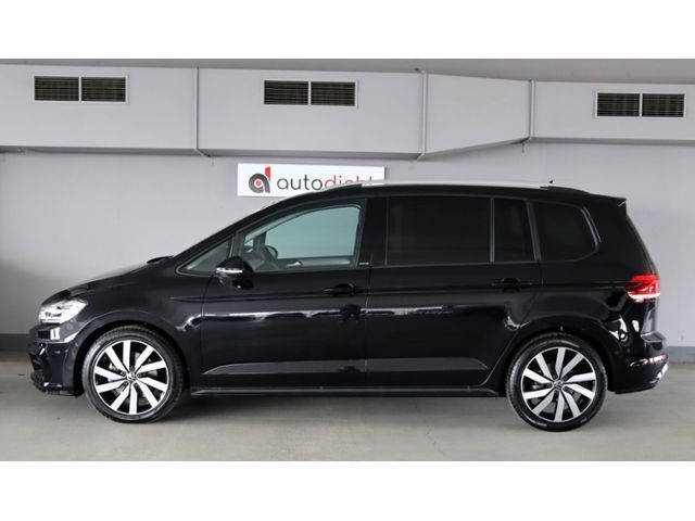 Gebraucht VW Touran Move 150 PS (110 kW) 2024 Black metallic Van / Kleinbus