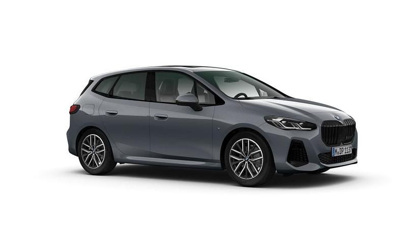 Gebraucht BMW 220 Active Tourer Luxury Line 156 PS (114 kW) 2023 Van / Kleinbus