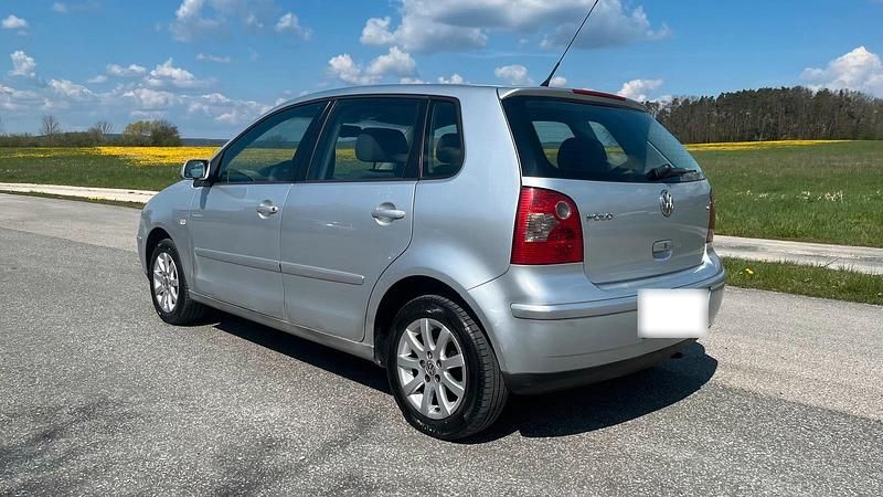 Usata VW Polo 64 CV (47 kW) 2005 Argento Utilitaria