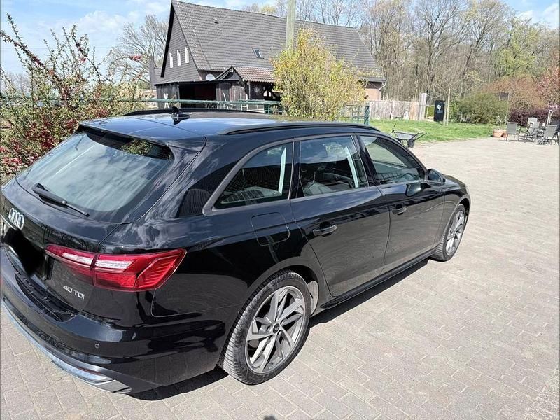 Gebraucht Audi A4 204 PS (150 kW) 2021 Schwarz Kombi