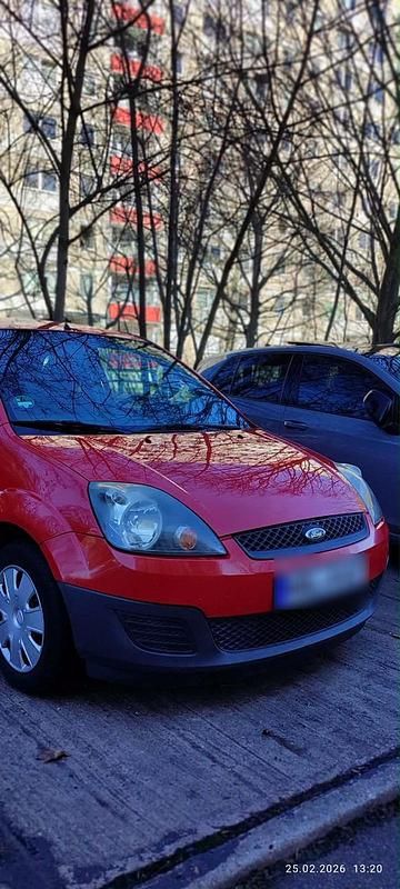 Gebraucht Ford Fiesta 68 PS (50 kW) 2006 Rot Kleinwagen