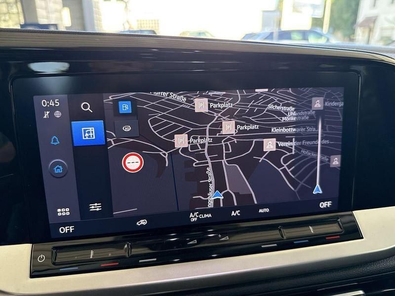 Neu Ford Tourneo Titanium 150 PS (110 kW) 2026 Schwarz Van / Kleinbus