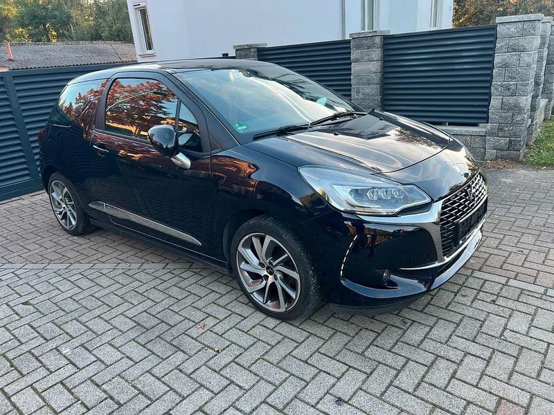 Blau Gebraucht 2018 DS Automobiles DS3 So Chic | 7.950 € (Guter Preis) - Bild 1/4