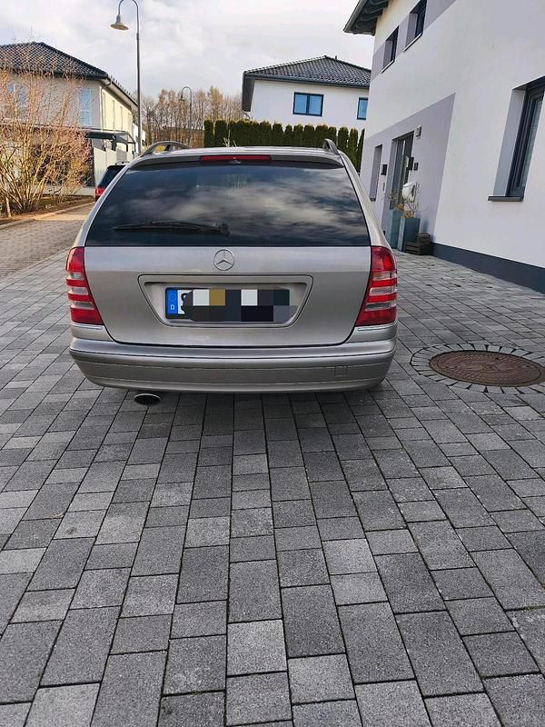 Gebraucht Mercedes C230 204 PS (150 kW) 2005 Kombi