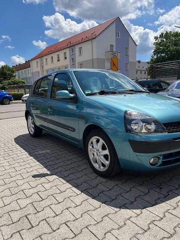 Gebraucht Renault Clio II Dynamique 75 PS (55 kW) 2002 Blau Kleinwagen