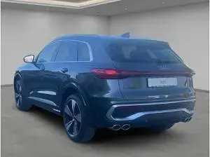 Neu Audi SQ5 Sport 367 PS (269 kW) 2026 Grau SUV