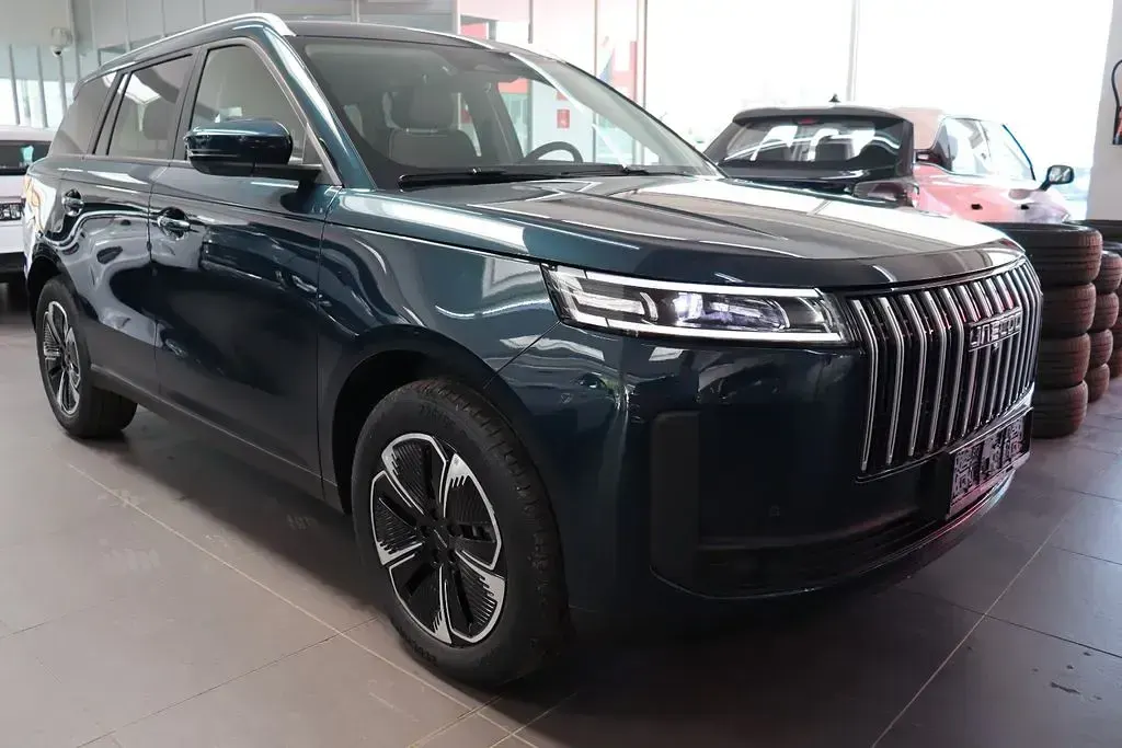 Neu Jaecoo 5 224 PS (164 kW) 2026 Blau SUV
