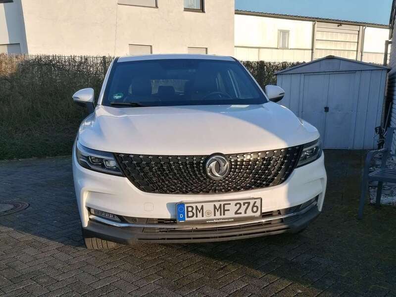 Weiß (metallic) Gebraucht 2021 DFSK Fengon SUV | 18.500 € (Fairer Preis) - Bild 1/4