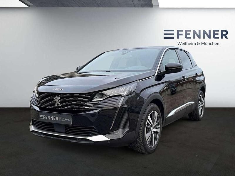 Lackierung schwarz perla nera/metallic klarlack Gebraucht 2023 Peugeot 3008 SUV | 27.990 € (Fairer Preis) - Bild 1/4