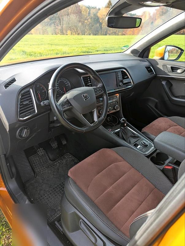 Gebraucht Seat Ateca 150 PS (110 kW) 2017 Orange SUV