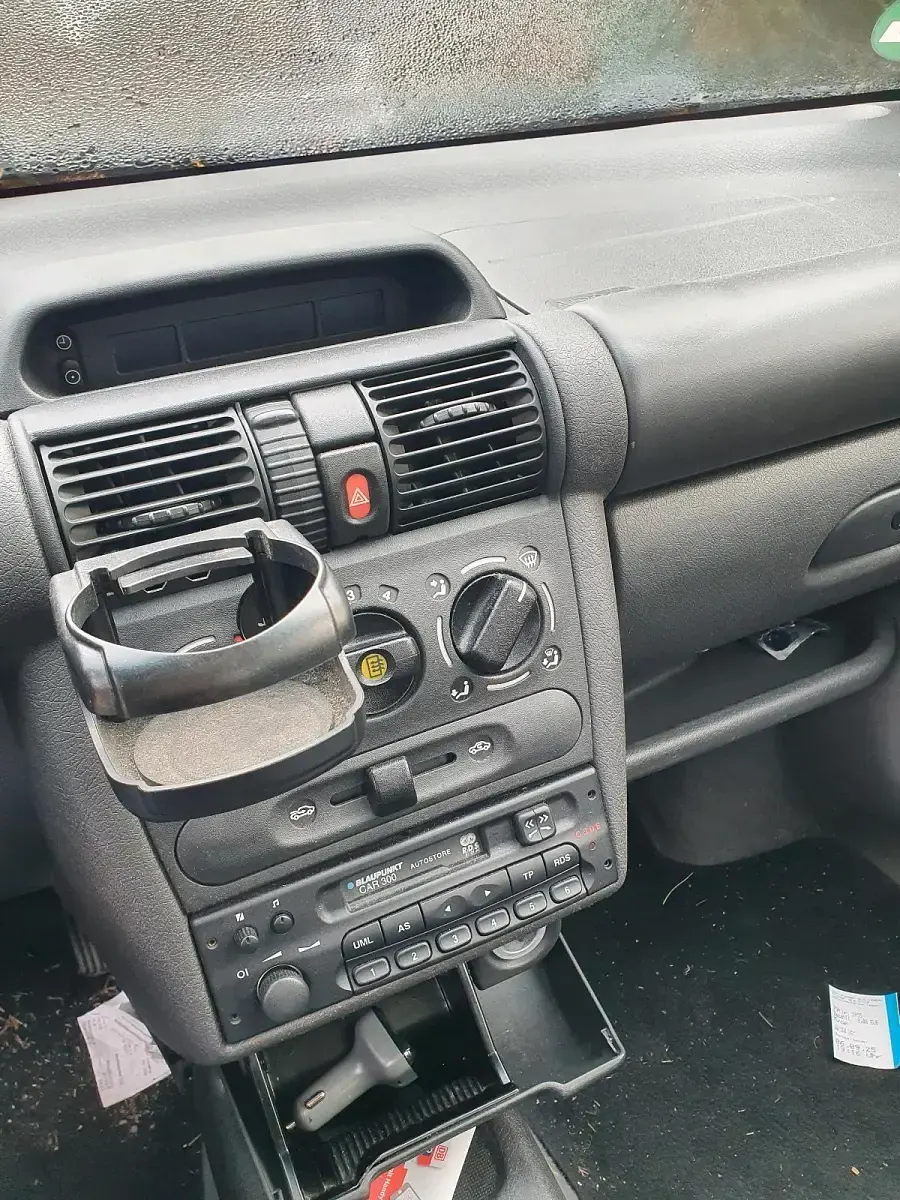 Gebraucht Opel Corsa 60 PS (44 kW) 1996 Rot Kleinwagen