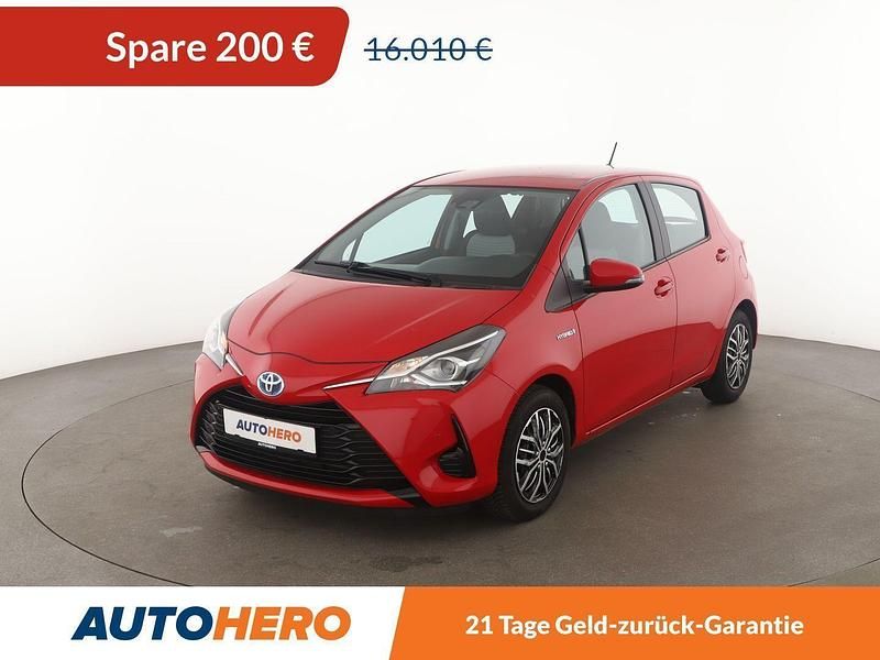 Rot Gebraucht 2019 Toyota Yaris Hybrid Comfort Kleinwagen | 15.810 € (Fairer Preis) - Bild 1/3