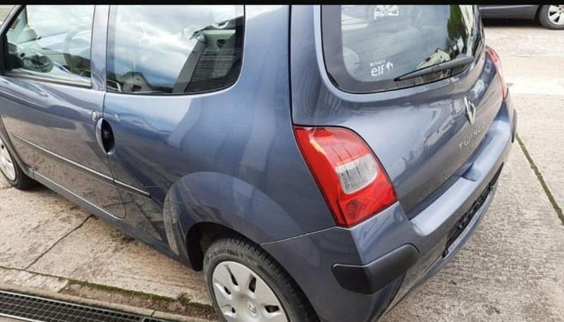 Gebraucht Renault Twingo 76 PS (55 kW) 2008 Grau Kleinwagen
