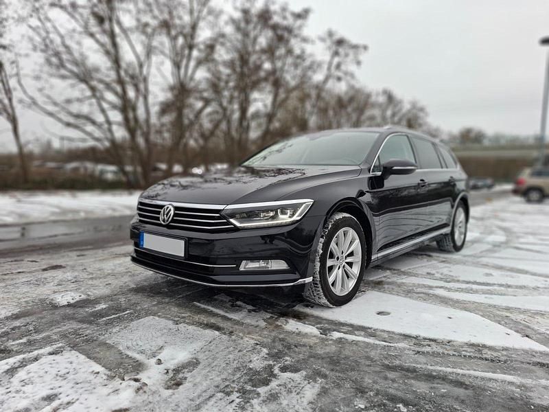 Gebraucht VW Passat Highline 150 PS (110 kW) 2016 Schwarz Kombi