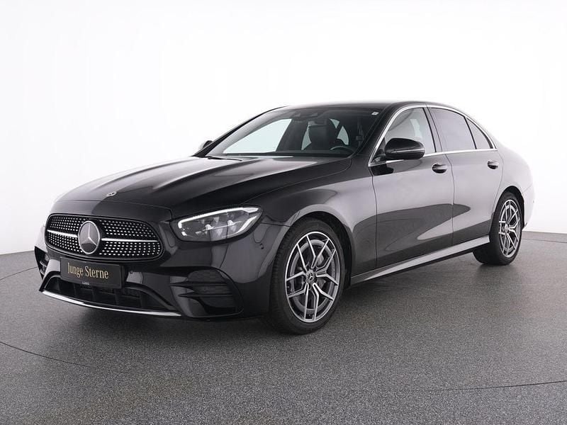 Gebraucht Mercedes E300 AMG 258 PS (189 kW) 2023 Schwarz Limousine