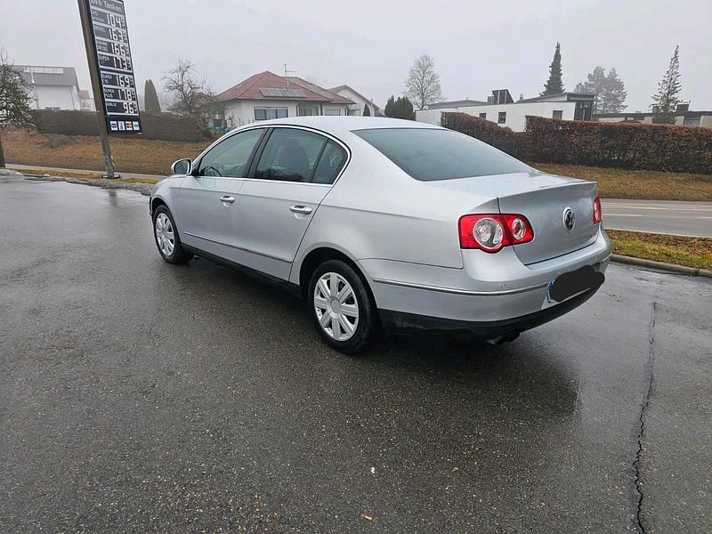 Gebraucht VW Passat 250 PS (183 kW) 2007 Silber Limousine