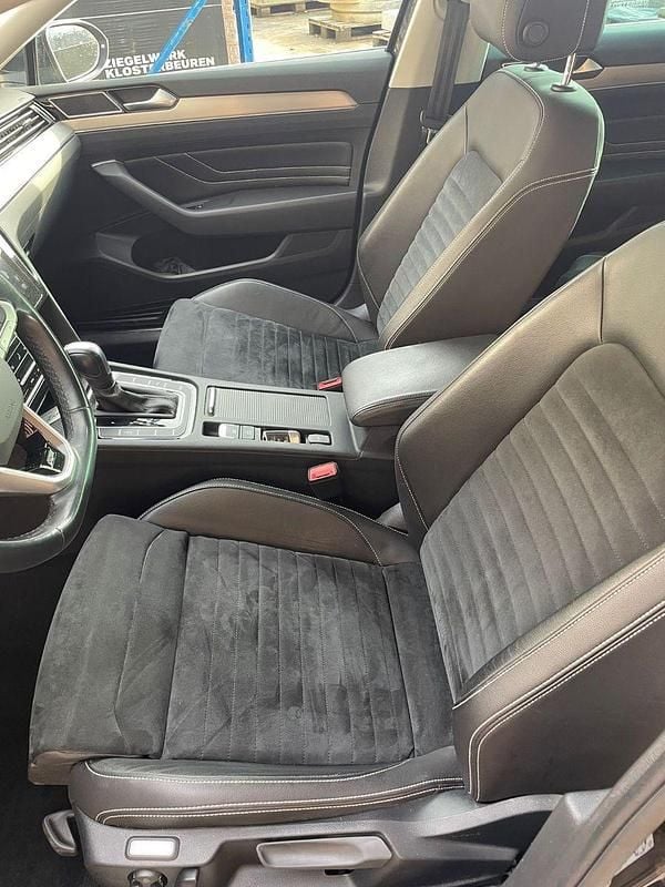 Gebraucht VW Passat Elegance 200 PS (147 kW) 2020 Grau Kombi