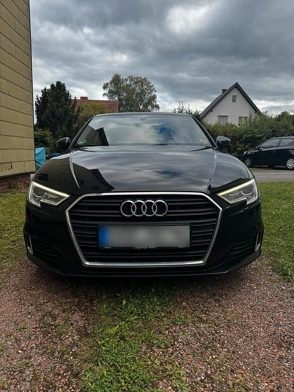 Second-hand Audi A3 116 CP (85 kW) 2018 Negru Berlinǎ
