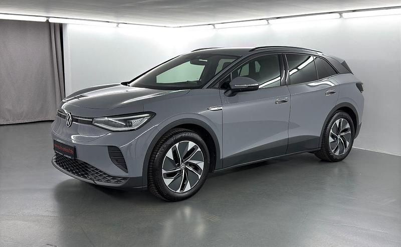 Grau Gebraucht 2022 VW ID.4 Pro Performance SUV | 25.800 € (Guter Preis) - Bild 1/4