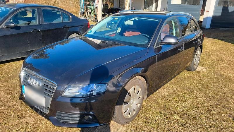 Gebraucht Audi A4 143 PS (105 kW) 2009 Violet Kombi