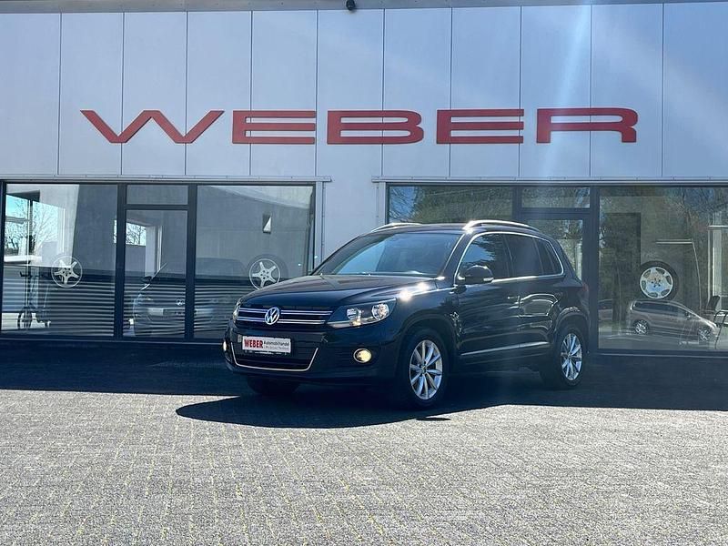 Gebraucht VW Tiguan LOUNGE 150 PS (110 kW) 2016 Schwarz SUV