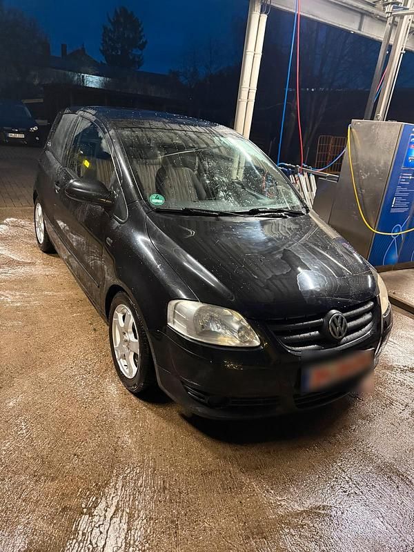 Gebraucht VW Fox 54 PS (39 kW) 2006 Schwarz Kleinwagen