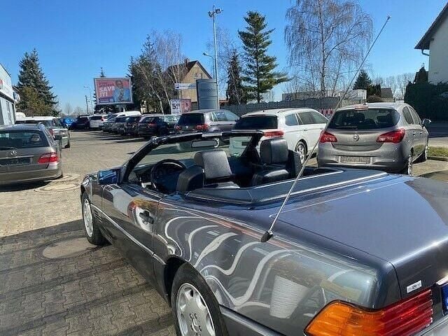 Gebraucht Mercedes SL280 193 PS (141 kW) 1994 Onyxgrau Cabrio