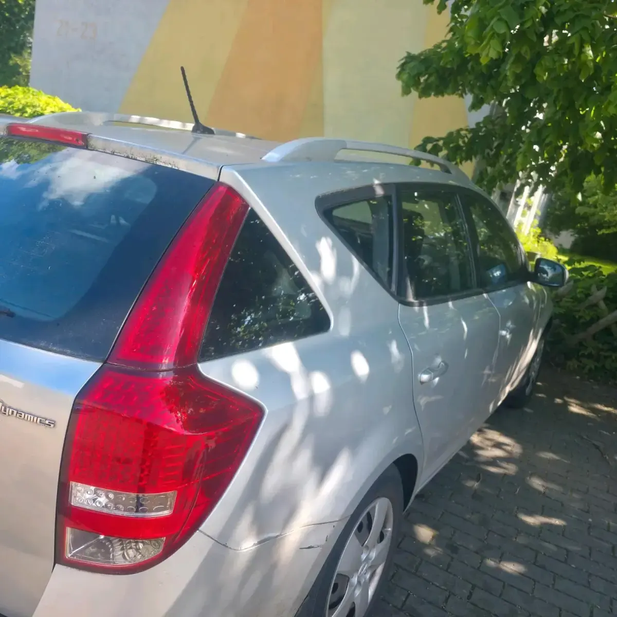 Używany Kia Ceed 99 KM (72 kW) 2011 Szary Hatchback