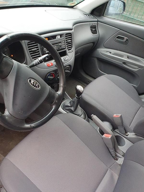 Gebraucht Kia Rio 75 PS (55 kW) 2007 Kleinwagen