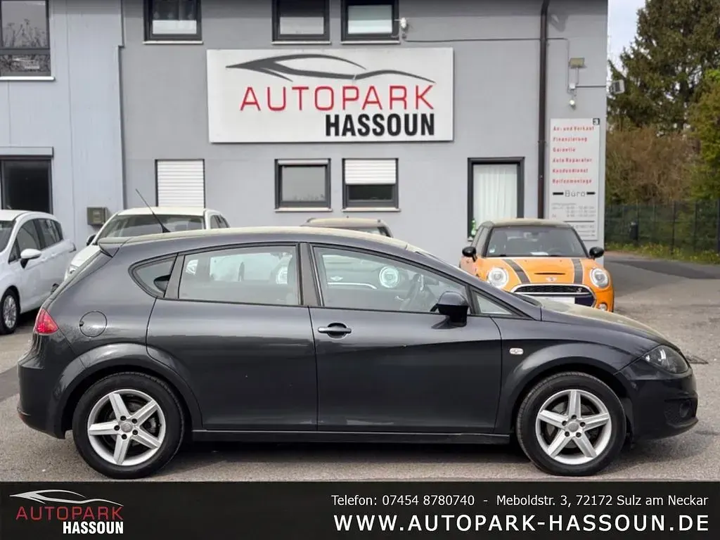 Brugt Seat Leon Reference 105 HK (77 kW) 2012 Grå Sedan