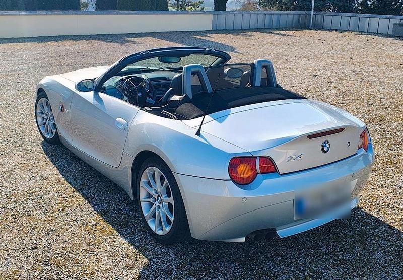 Gebraucht BMW Z4 231 PS (169 kW) 2003 Silber Cabrio
