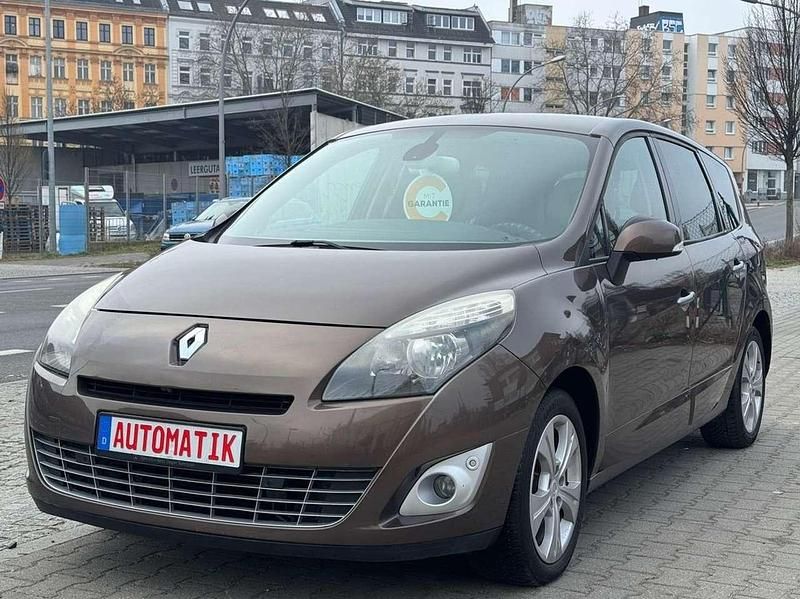 Gebraucht Renault Scénic III Luxe 140 PS (102 kW) 2010 Braun Van / Kleinbus